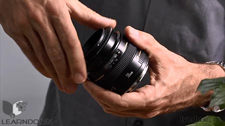 دانلود آموزش لنز معکوس در عکاسی ماکرو - Exploring Photography: Lens-Reversal Macro 2